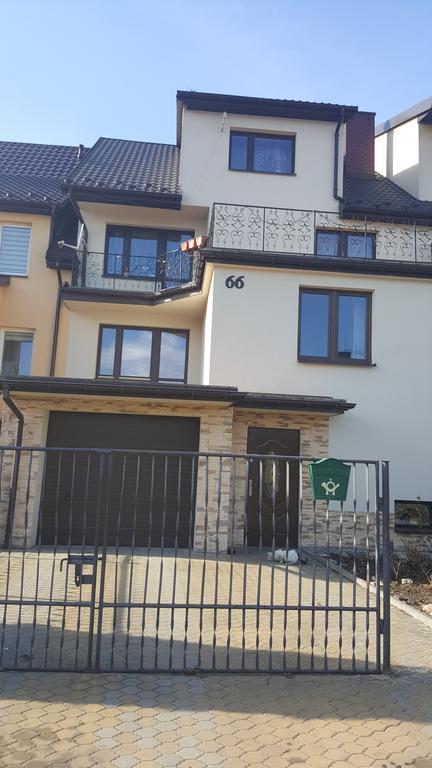 Pod Srebrna Roza Apartman Chęciny Kültér fotó